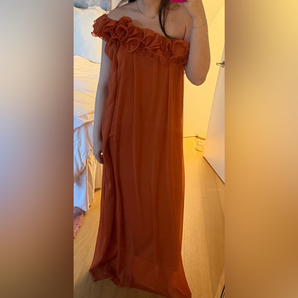 Elegant Orange Off-Shoulder Maxi Dress